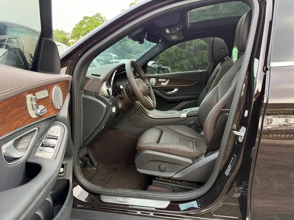 Mercedes-Benz GLC 2021