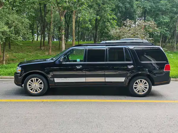 Lincoln Navigator 2013