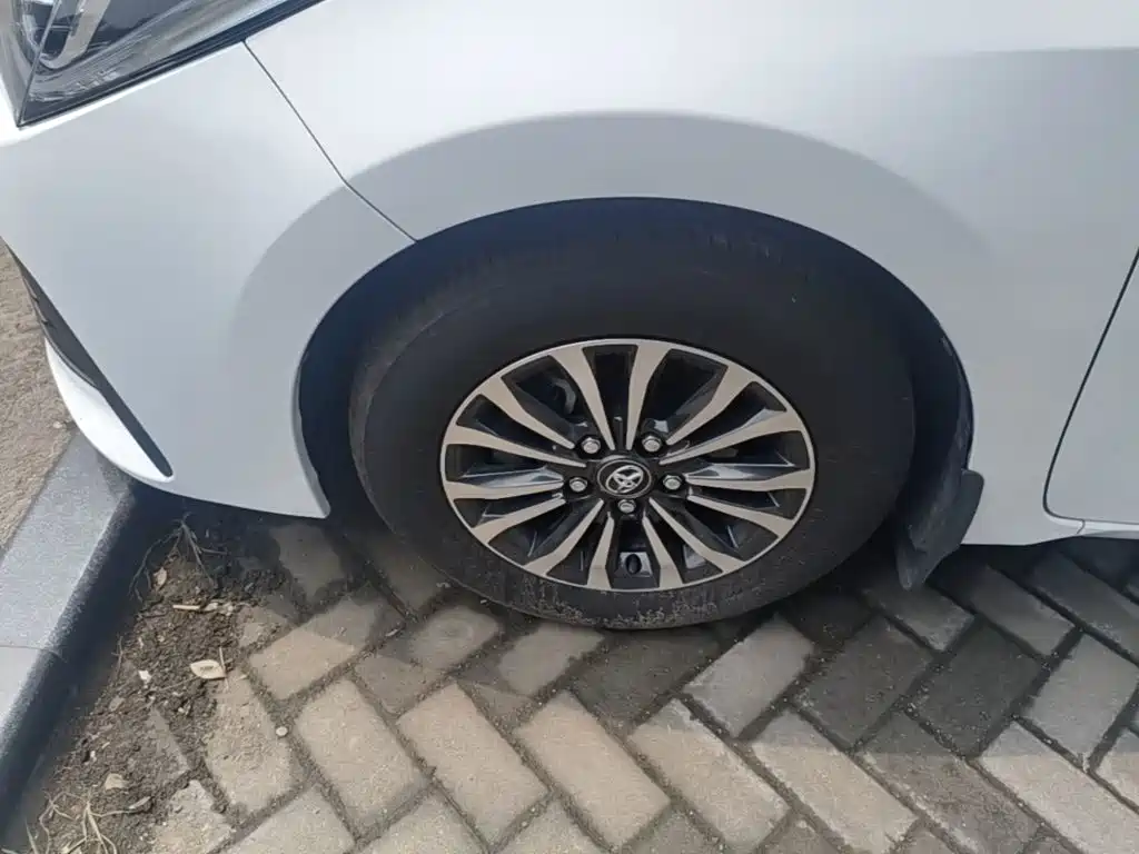 Toyota Corolla 2019 — фото 23