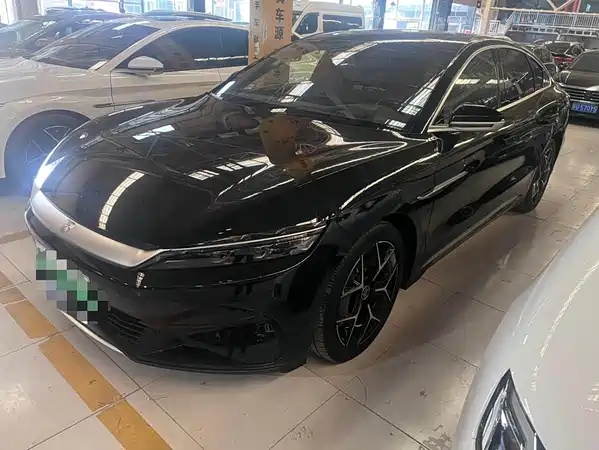 BYD Han 2024