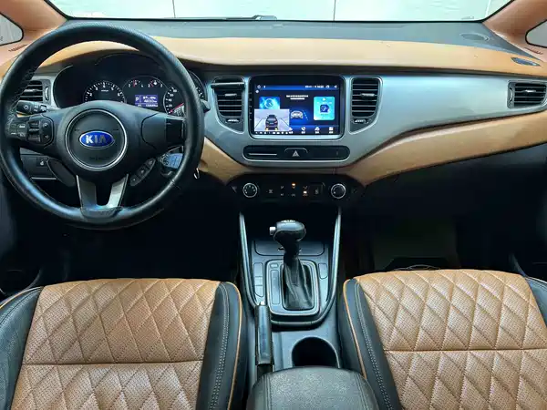 Kia Jiale 2013