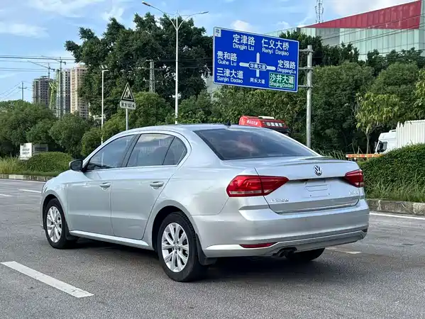 Volkswagen Lavida 2016