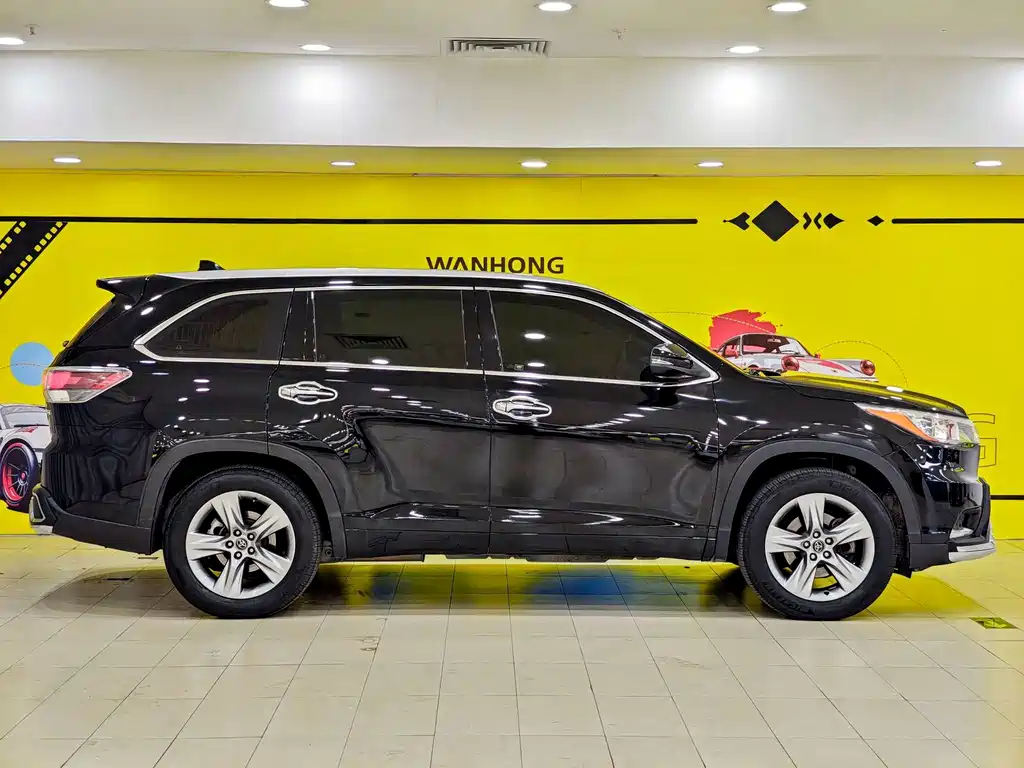 Toyota Highlander 2018 — фото 10