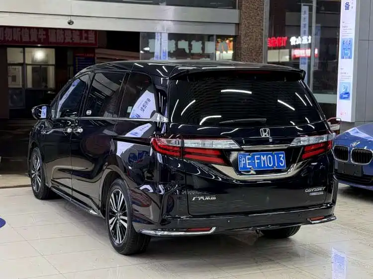 Honda Odyssey 2020 — фото 6