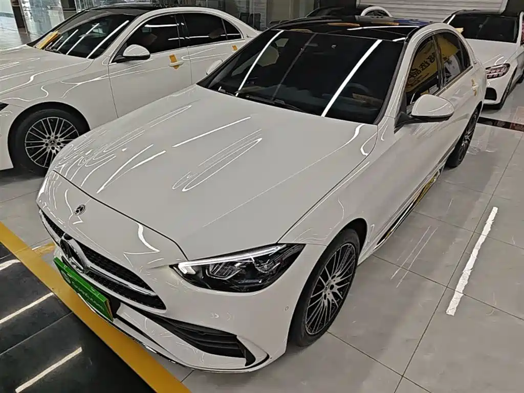 Mercedes-Benz C-Class 2025 — фото 2