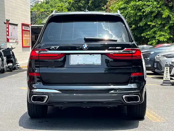 BMW X7 2022