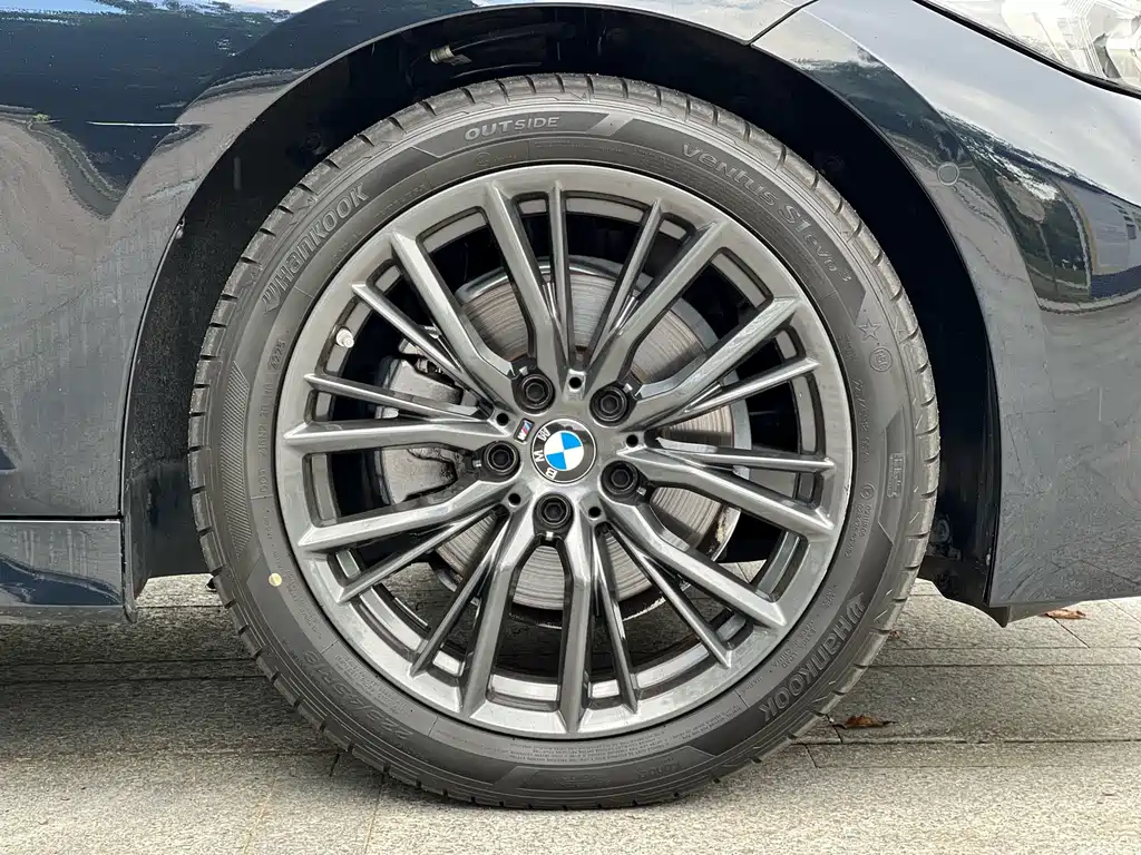 BMW 3 Series 2024