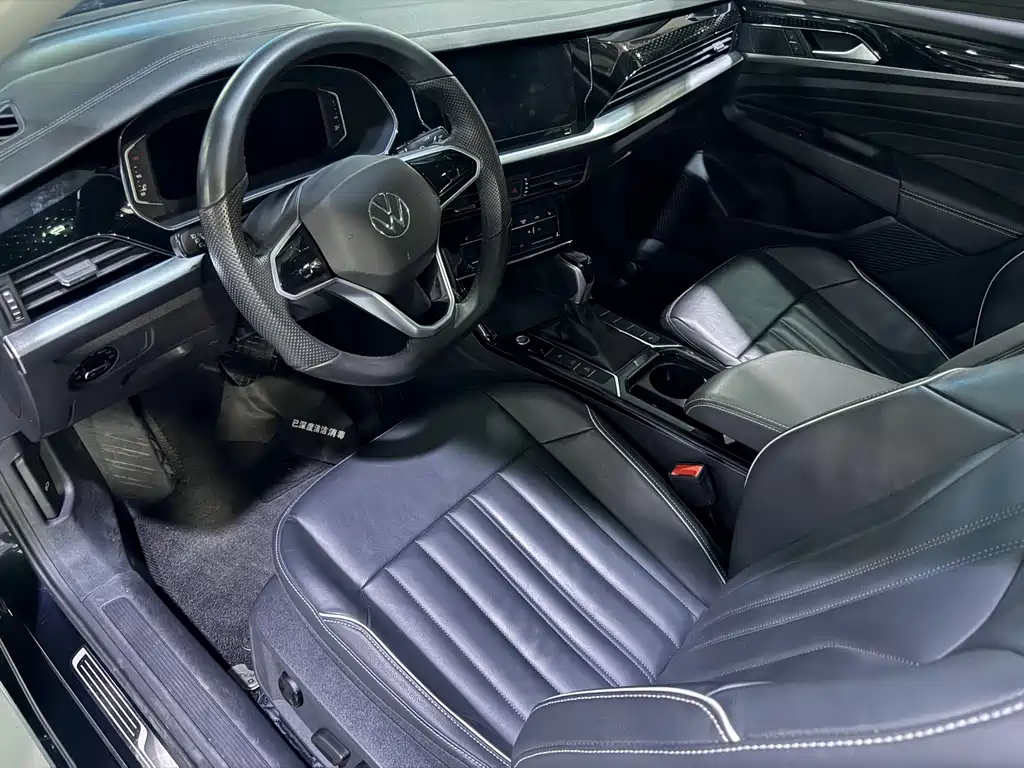 Volkswagen Passat 2023