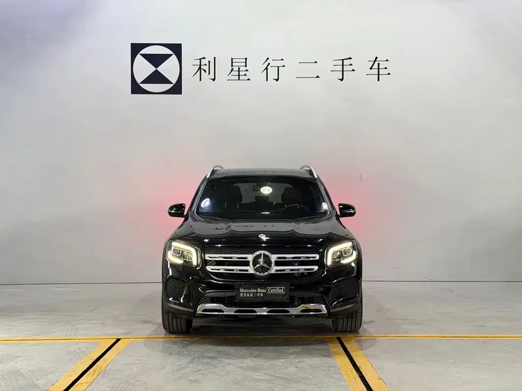Mercedes-Benz GLB 2023