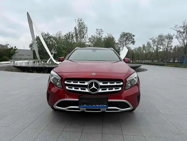 Mercedes-Benz GLA 2018