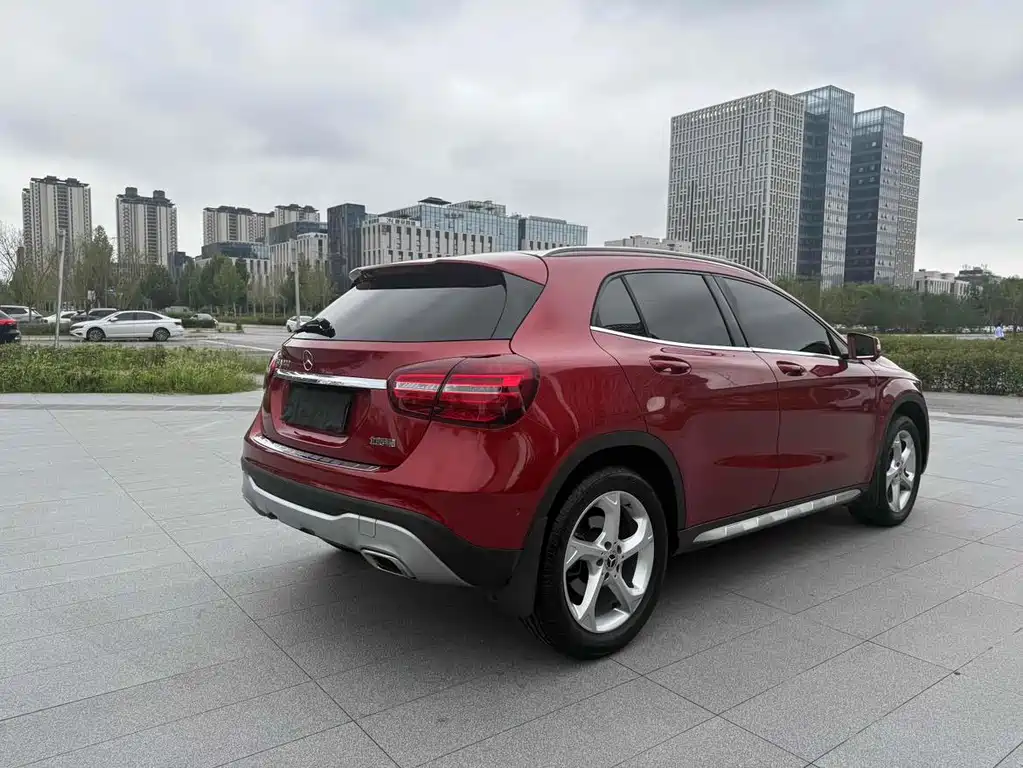 Mercedes-Benz GLA 2018 — фото 10