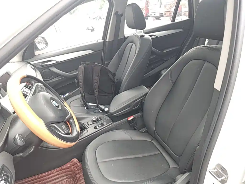 BMW X1 2017 — фото 15