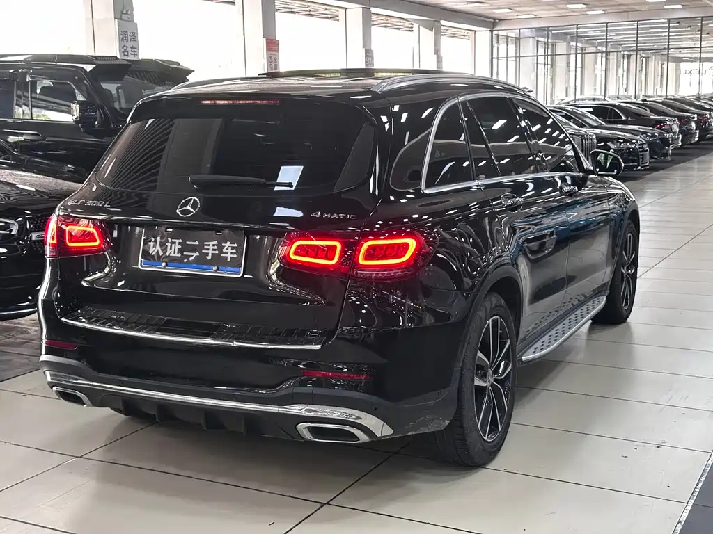 Mercedes-Benz GLC 2021