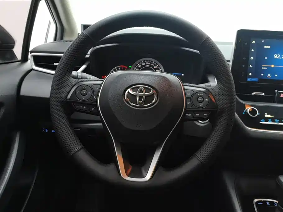 Toyota Corolla 2021 — фото 15