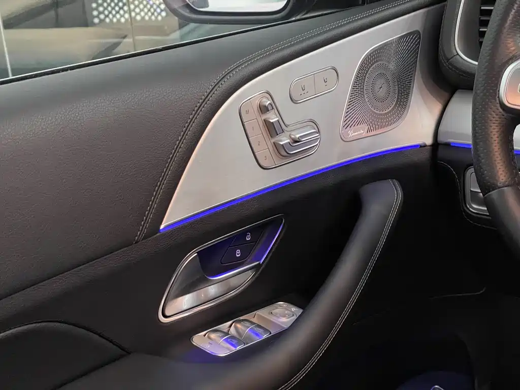 Mercedes-Benz GLE AMG 2020 — фото 21
