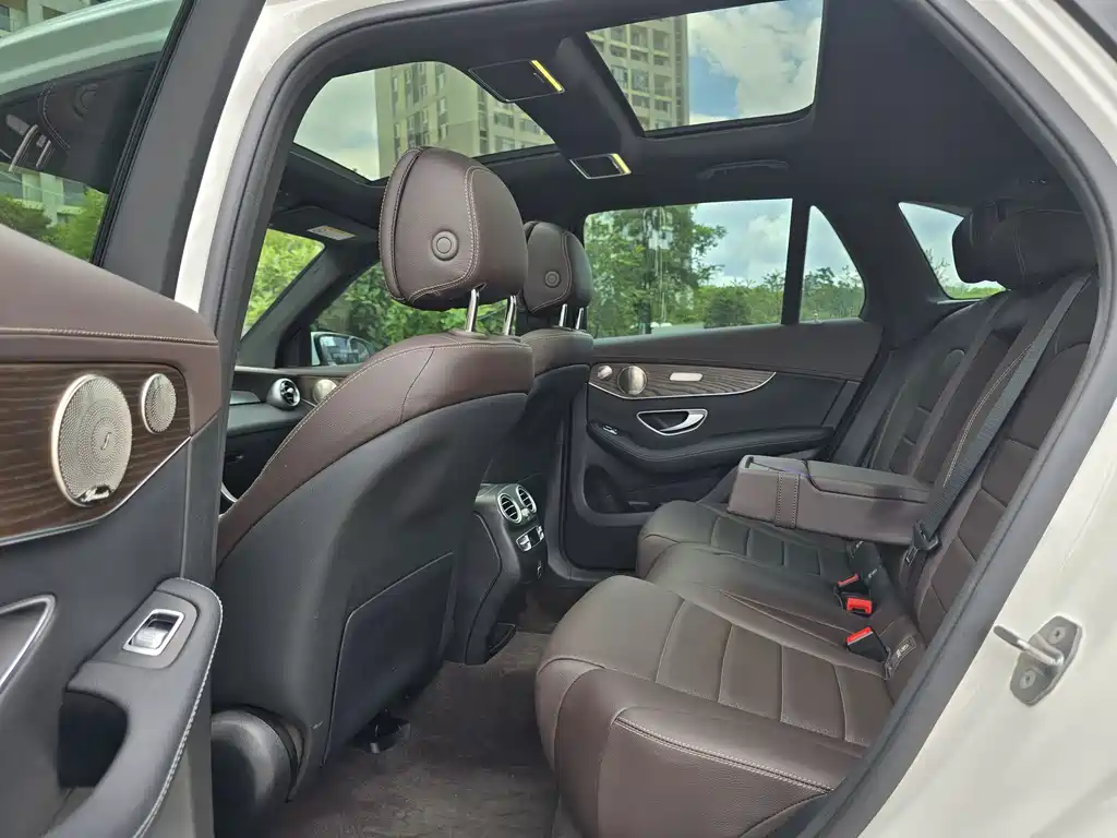 Mercedes-Benz GLC 2023 — фото 10
