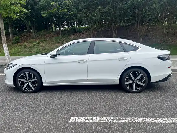 Volkswagen Lamando 2024
