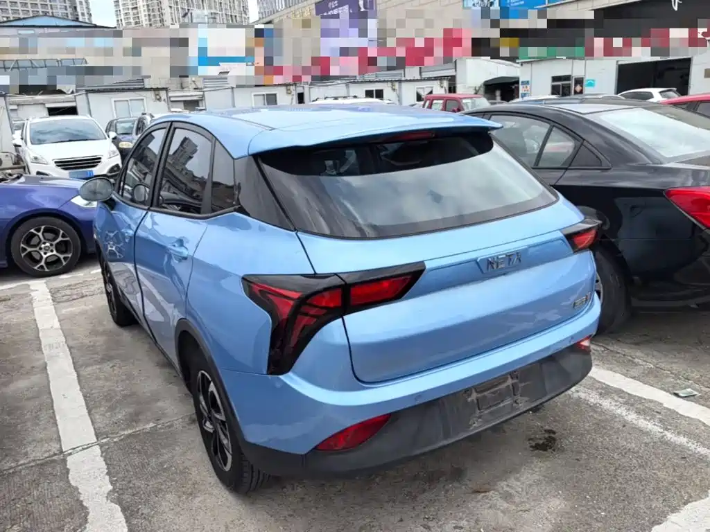 Neta V 2021