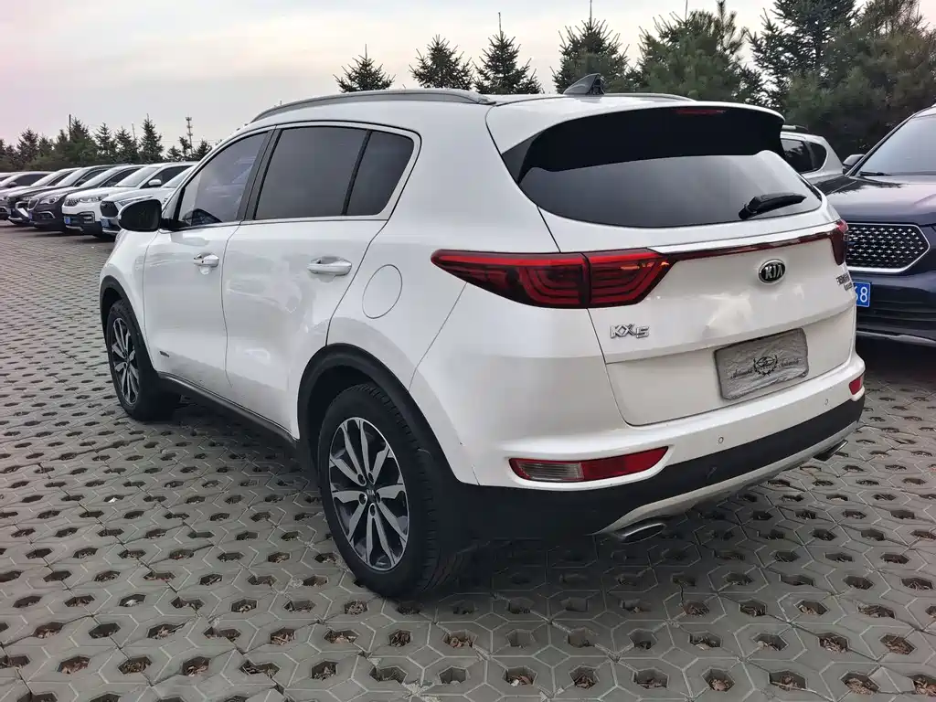 Kia KX5 2016 — фото 7