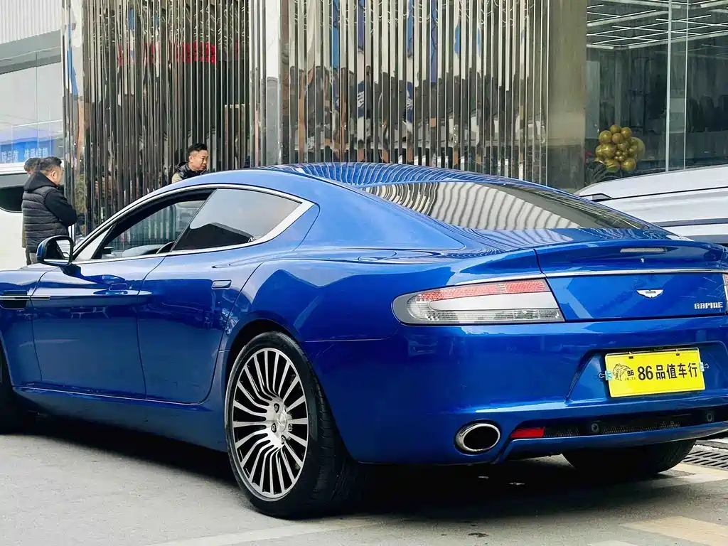 Aston Martin Rapide 2013 — фото 4