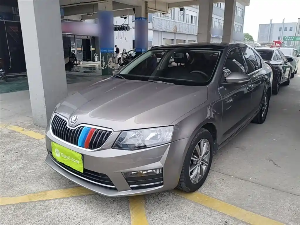 Skoda Octavia 2017 — фото 1