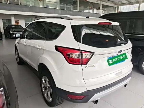 Ford Kuga 2017