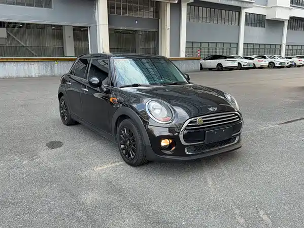 MINI 2015