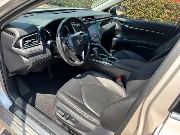 Toyota Camry 2019
