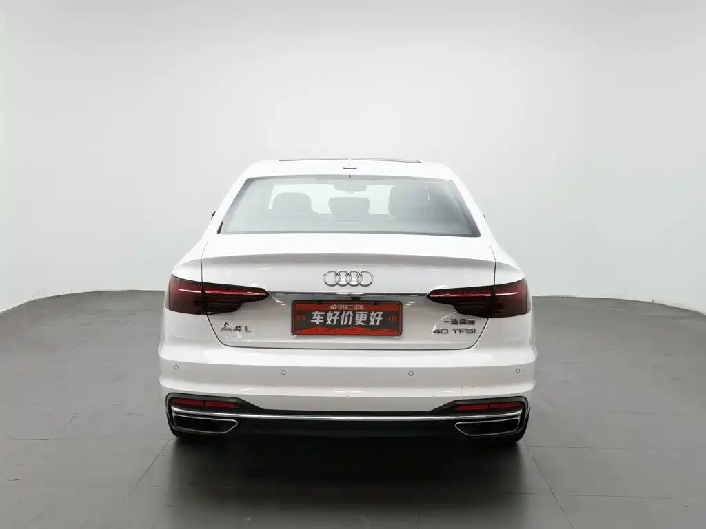 Audi A4L 2022 — фото 4