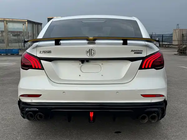 MG MG6 2021