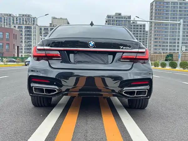 BMW 7 Series 2010