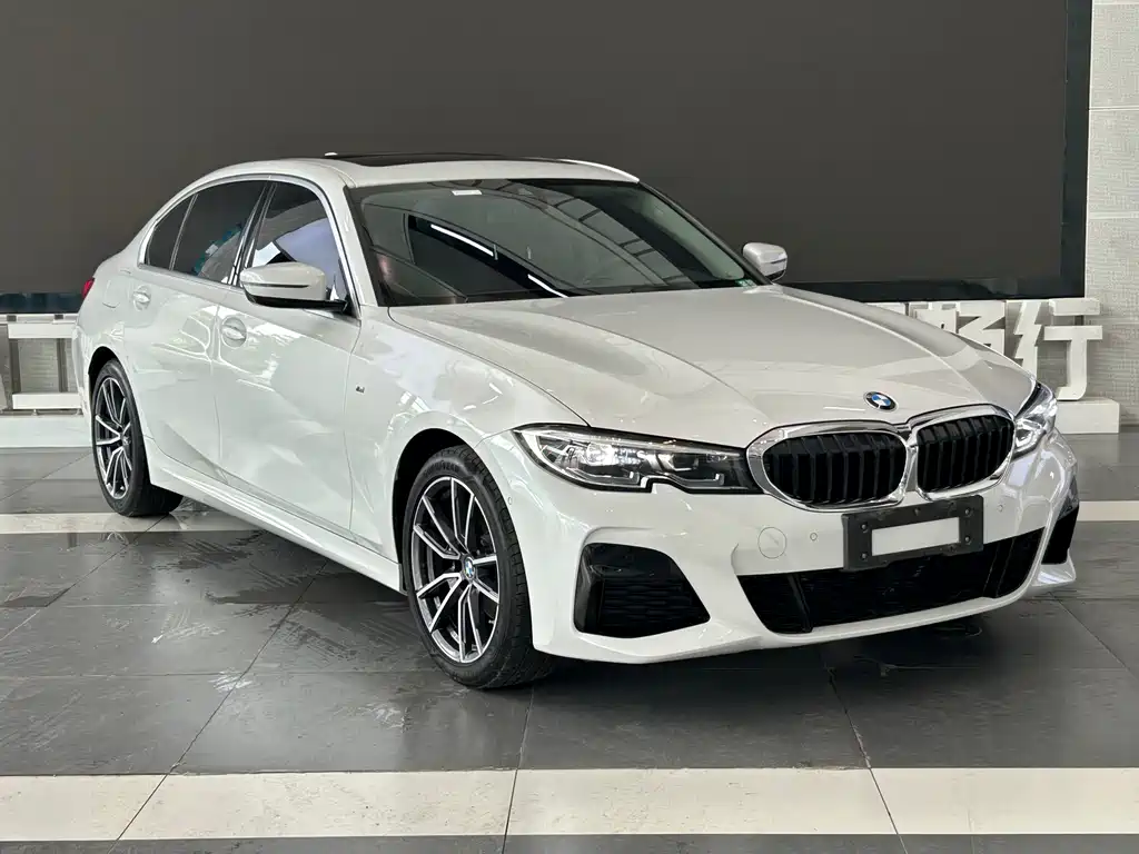 BMW 3 Series 2021
