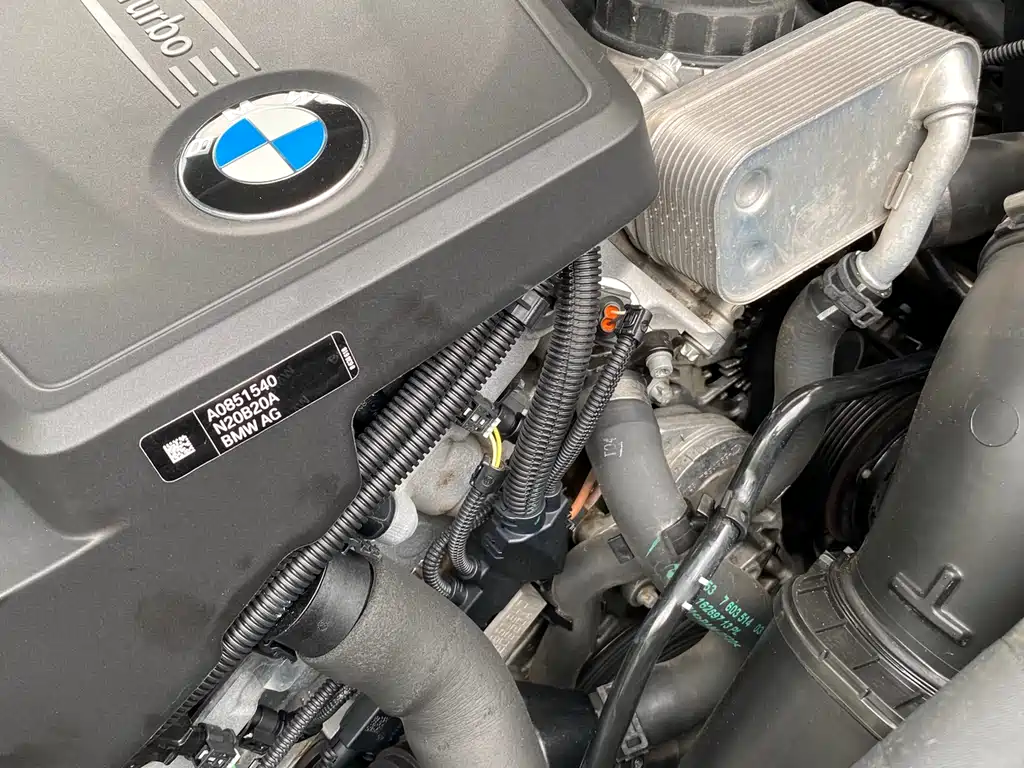 BMW 5 Series GT 2017 — фото 13
