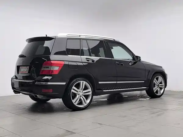 Mercedes-Benz GLK-Class 2011