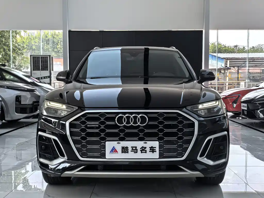 Audi Q5L 2021 — фото 2