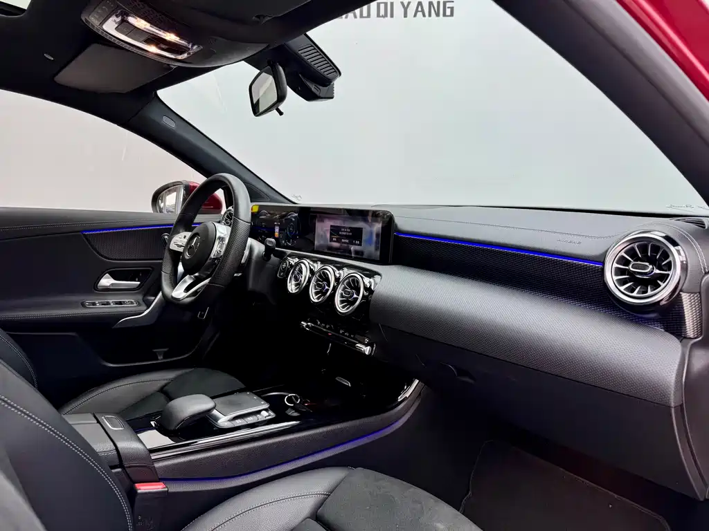 Mercedes-Benz A-Class 2021 — фото 13