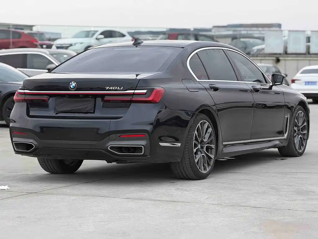 BMW 7 Series 2020 — фото 14