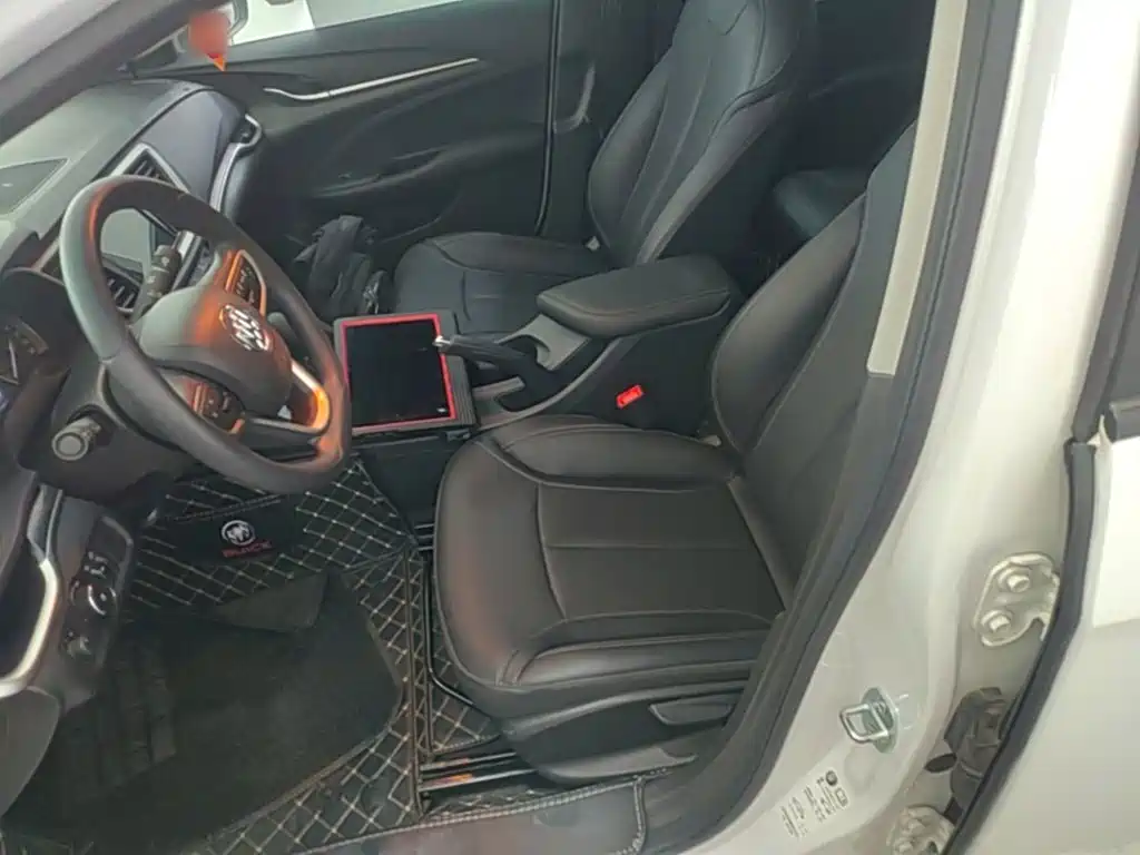 Buick Excelle GT 2022 — фото 15