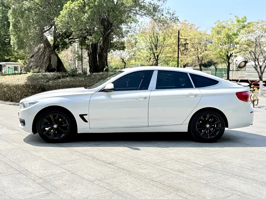 BMW 3 Series GT 2018 — фото 3