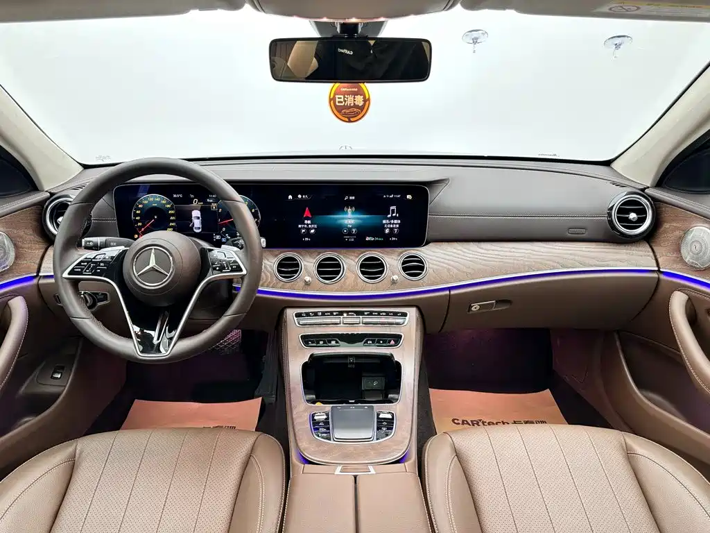 Mercedes-Benz E-Class 2023 — фото 10