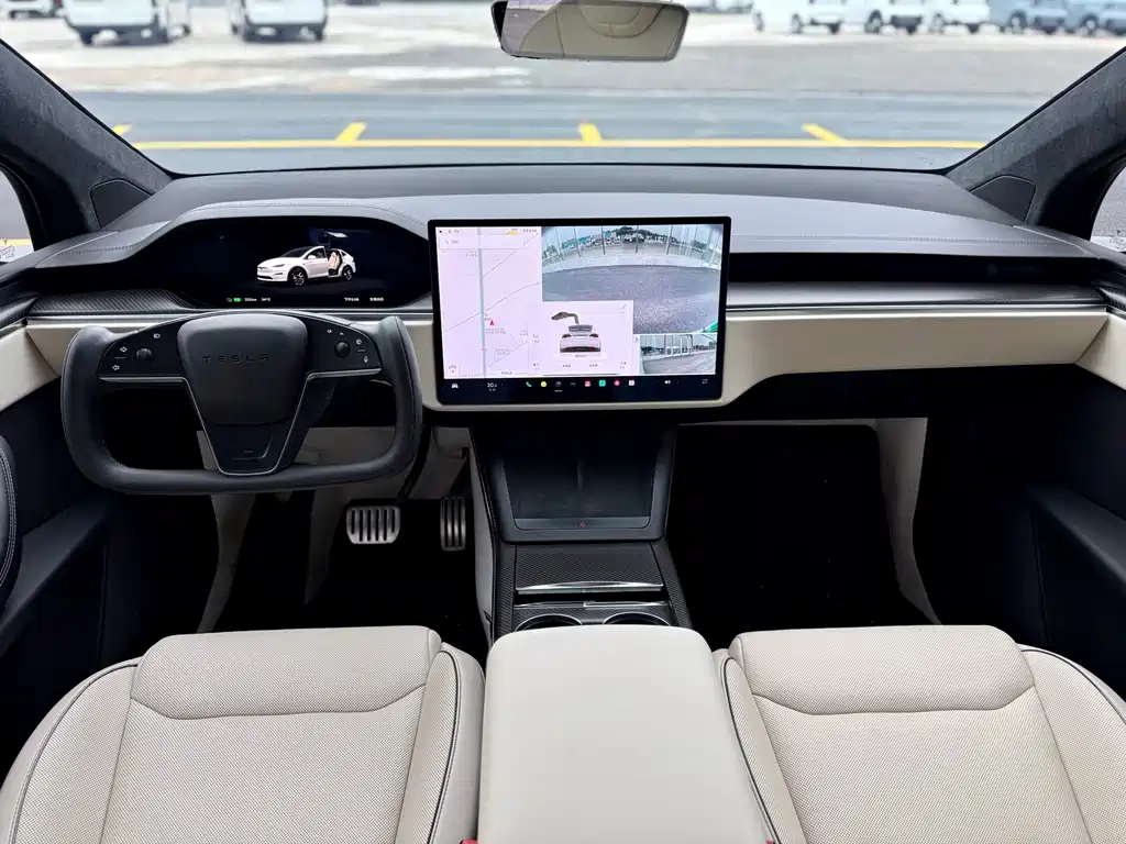 Tesla Model X 2024 — фото 16