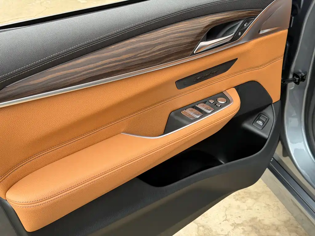 BMW 6 Series GT 2021 — фото 10