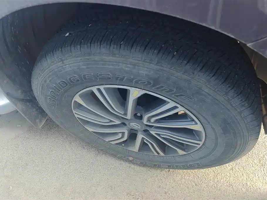 Nissan Terra 2019