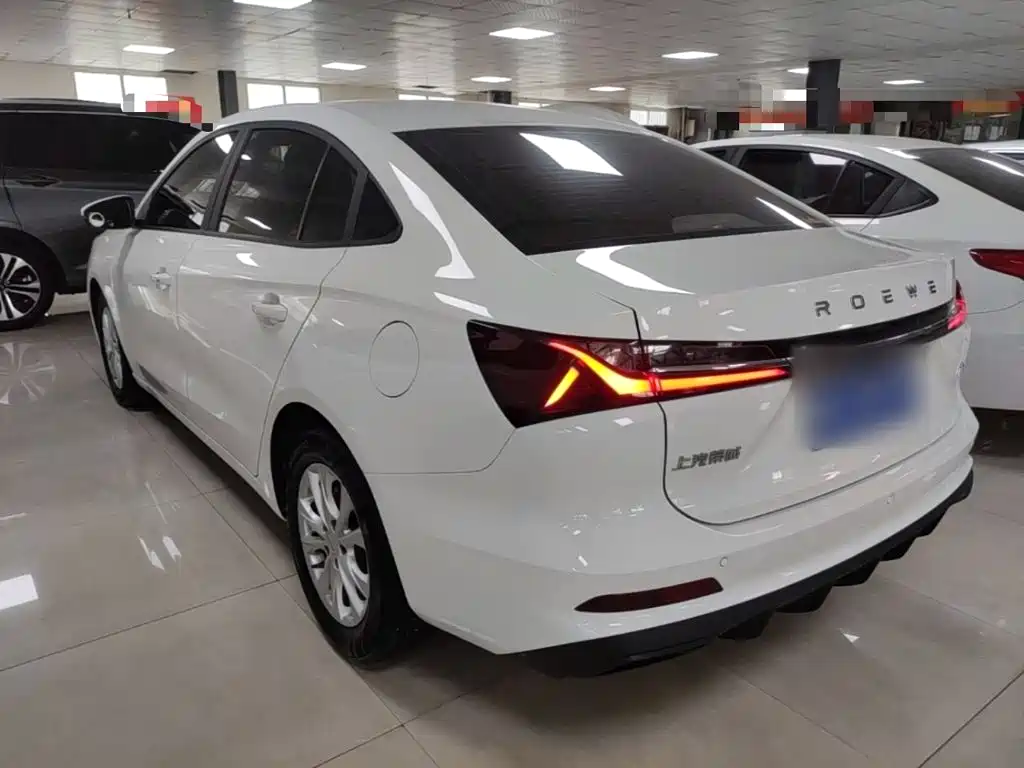 Roewe i5 2025