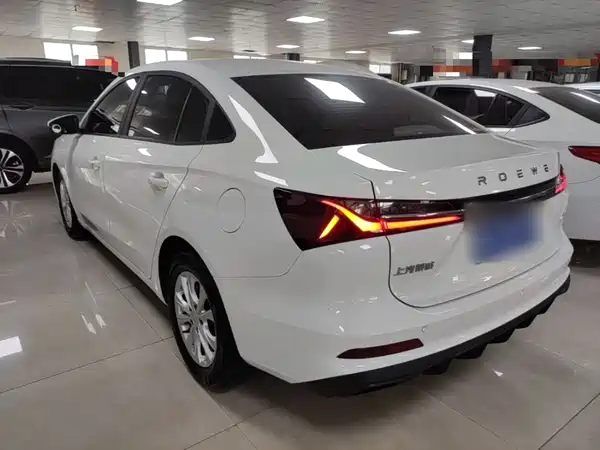 Roewe i5 2025