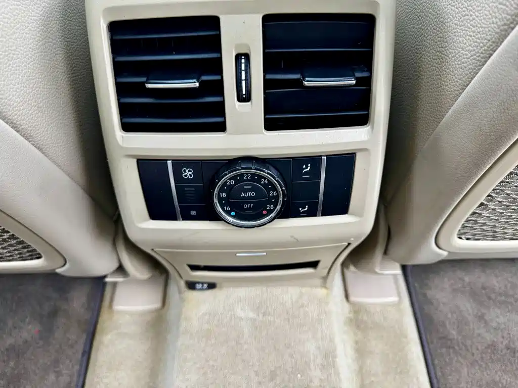 Mercedes-Benz M-Class 2012 — фото 19