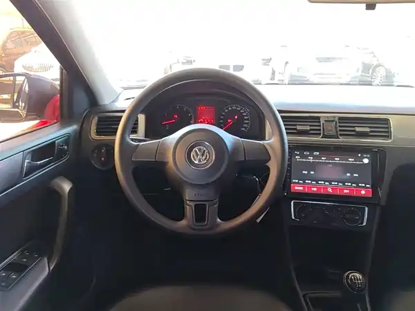 Volkswagen Santana 2015