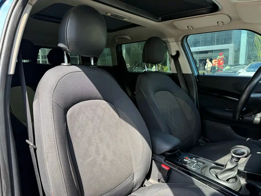 MINI Clubman 2018 — фото 12