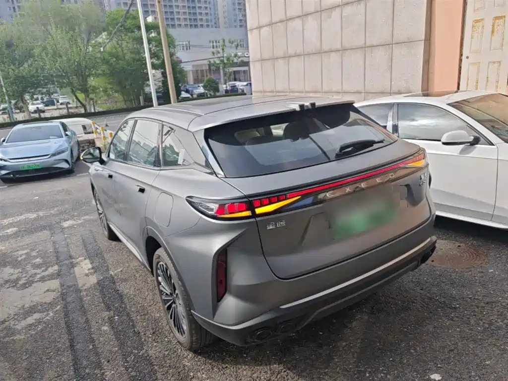 Exeed Yaoguang C-DM 2024 — фото 5