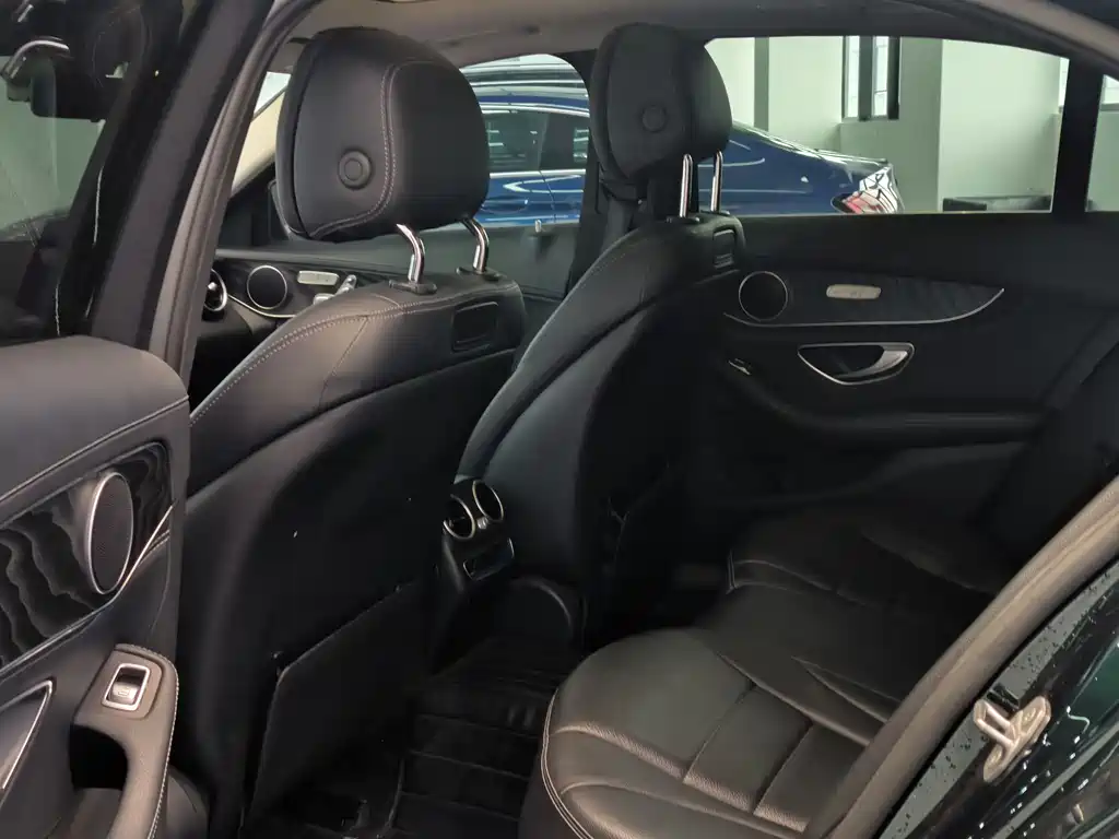 Mercedes-Benz C-Class 2019